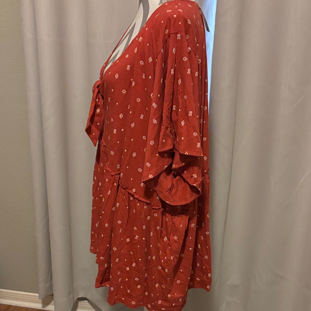 Torrid Red Top - Picture 5 of 13